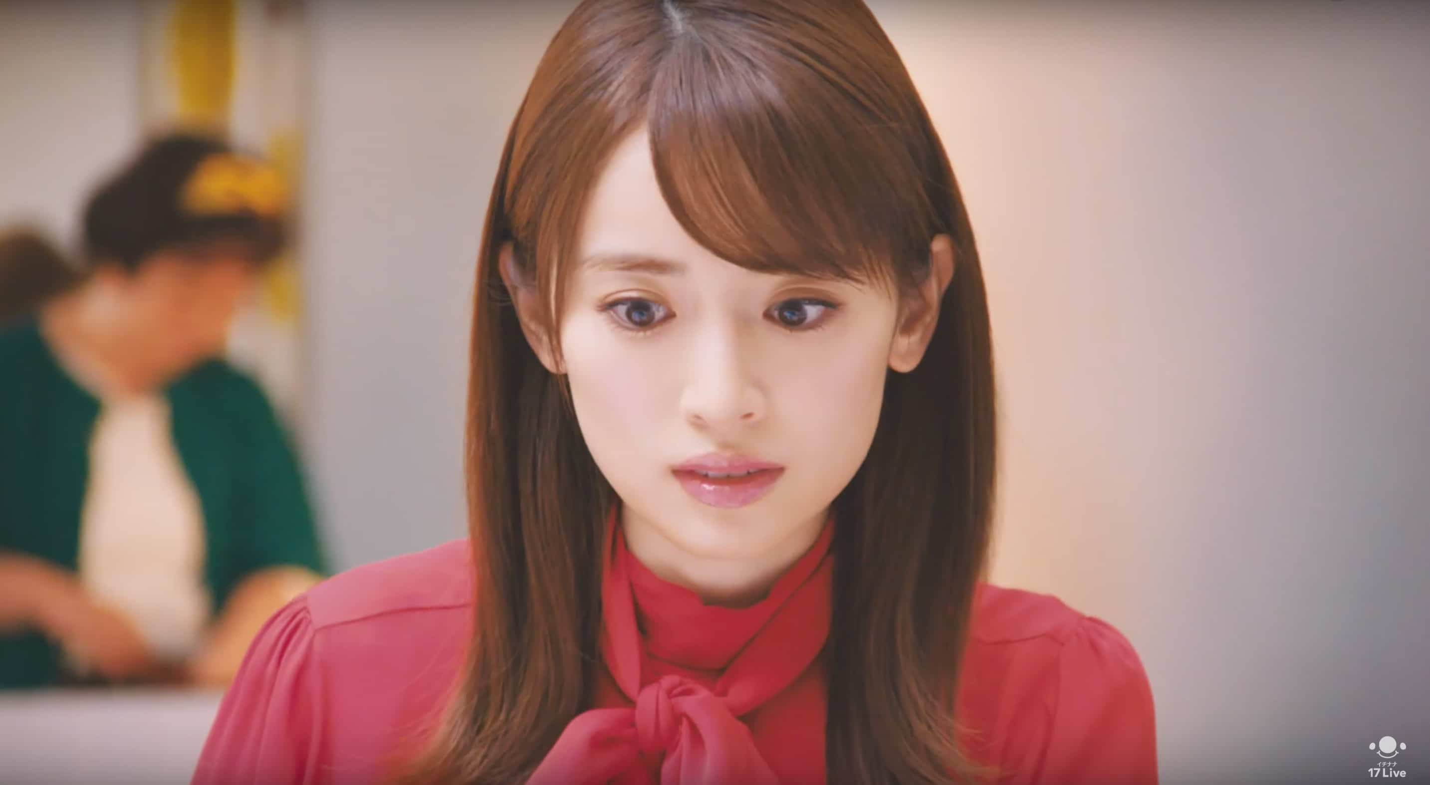 17live イチナナ Cmの女優は誰 Non Styleと共演のキモ と驚く女の子がかわいい Kininalu
